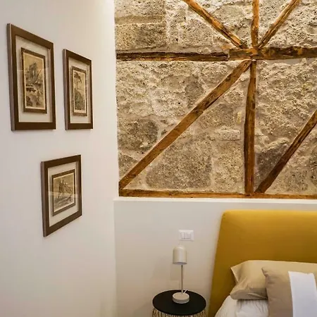 Palazzo Toledano Nocleg ze śniadaniem Neapol