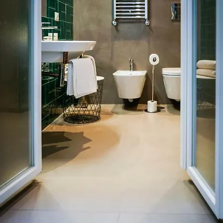 Palazzo Toledano 4* ナポリ