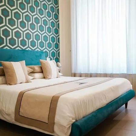 Palazzo Toledano 4* ナポリ